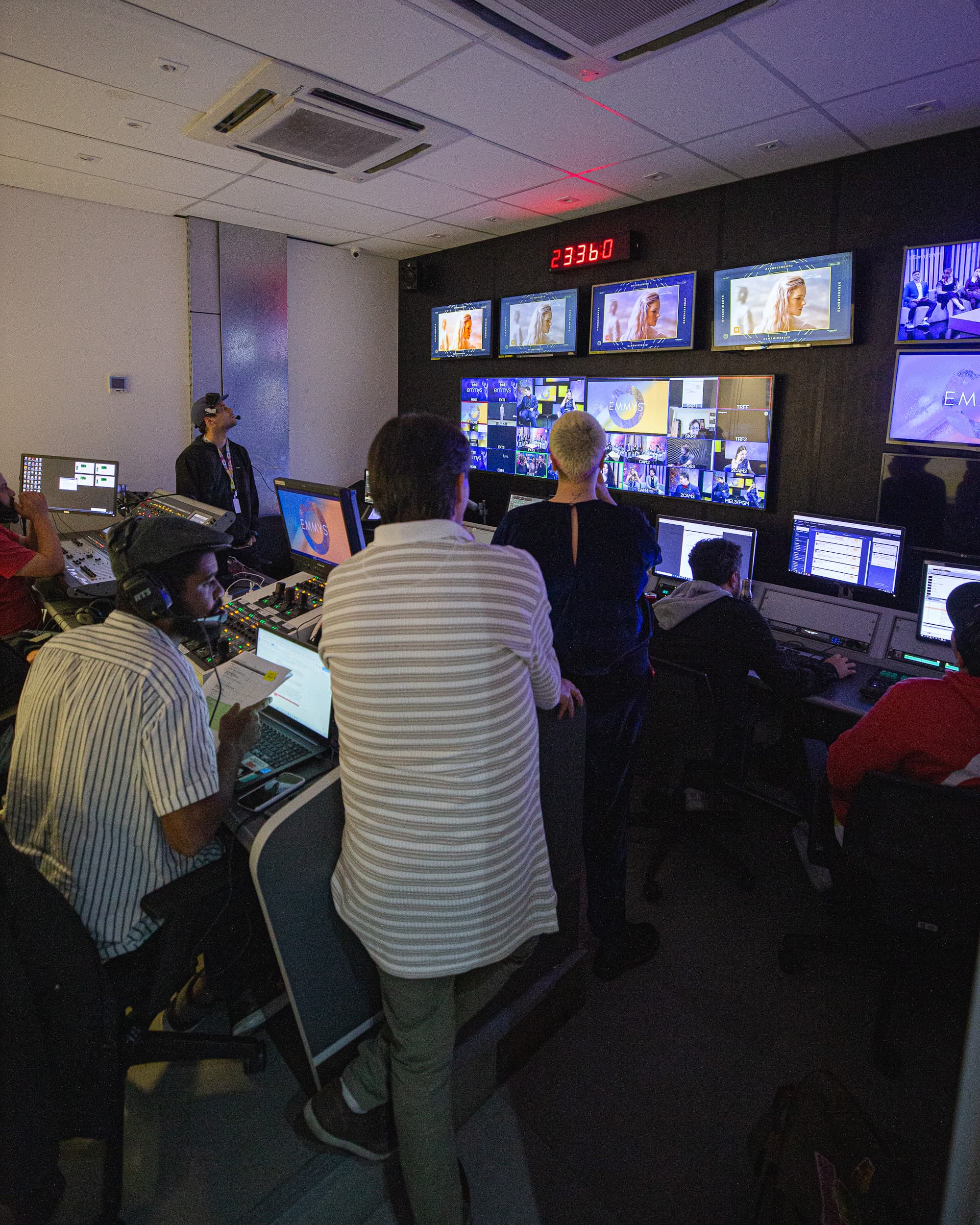 Bastidores do Emmy Awards 2022 — TNT
